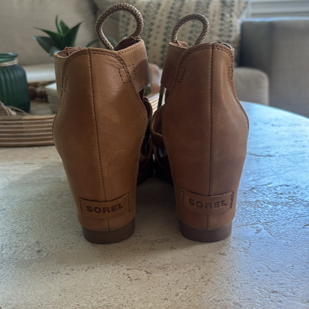 Sorel Joanie Brown Lace-Up Wedge Sandals - Picture 3 of 7